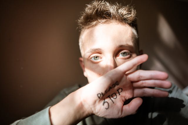 20 Signs You Are Dating a Narcissist