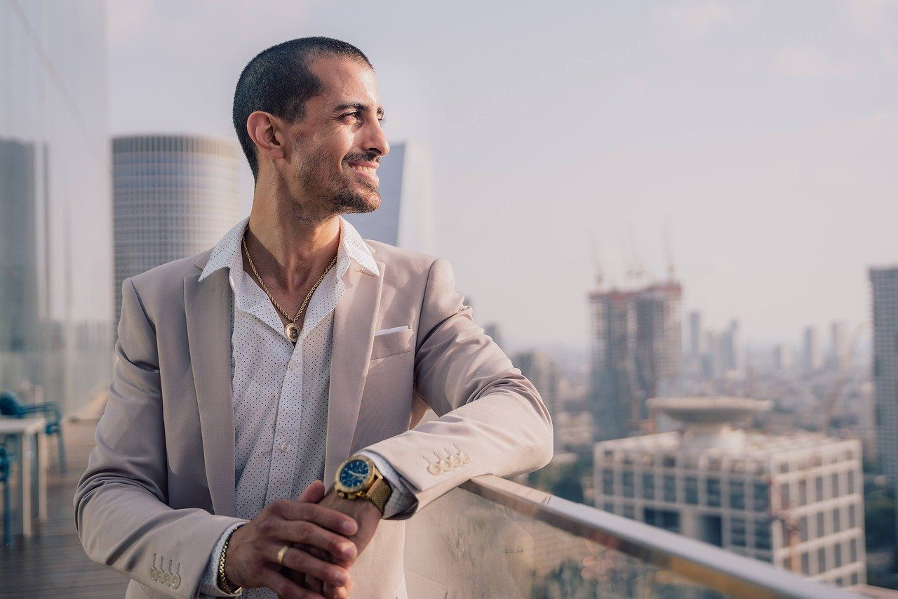 7 Signs You're Dating a High-Value Man
